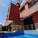 Red Iguana Sveti Vlas