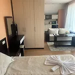 Red Iguana Ξενοδοχείο 3*