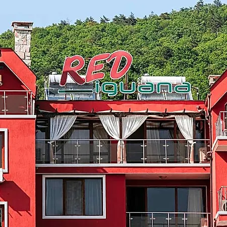 Red Iguana 3*