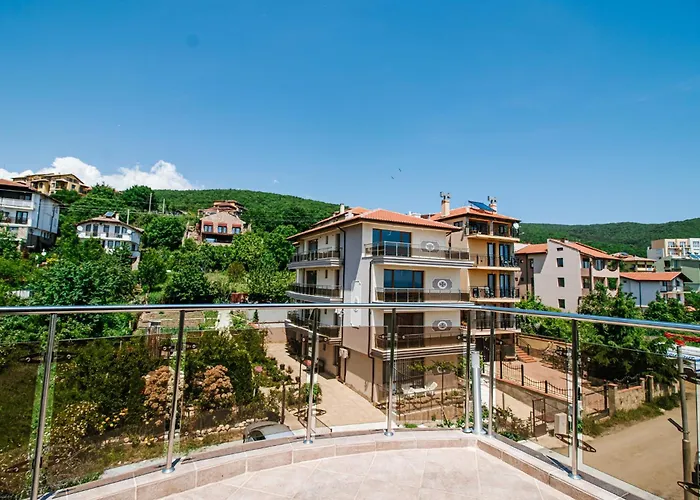 Red Iguana Hotel Sveti Vlas