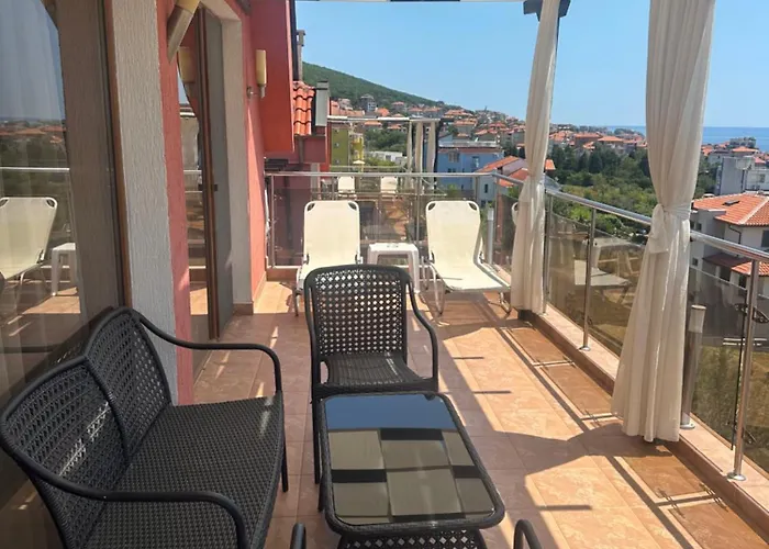 Red Iguana Hotel Sveti Vlas